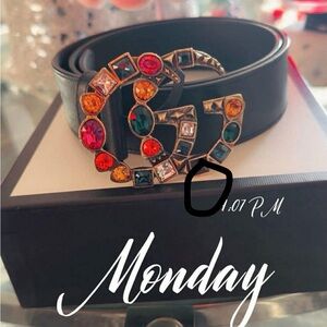 Gucci Black Leather Strap